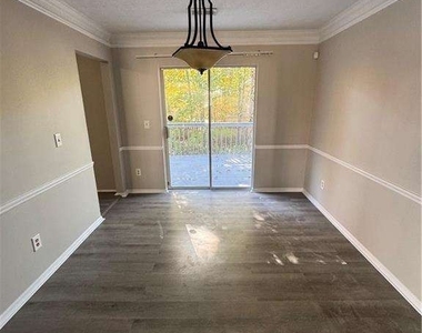2441 Northmill Lane - Photo Thumbnail 8