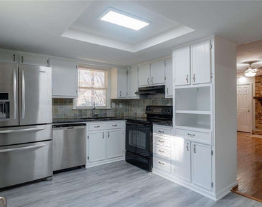3599 Lower Roswell Road - Photo Thumbnail 19