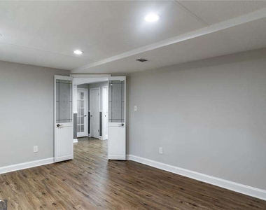 3599 Lower Roswell Road - Photo Thumbnail 21