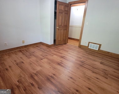 2391 Booth Circle - Photo Thumbnail 58