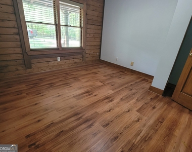 2391 Booth Circle - Photo Thumbnail 60