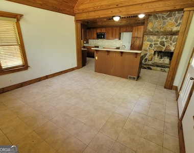 2391 Booth Circle - Photo Thumbnail 36