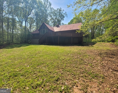 2391 Booth Circle - Photo Thumbnail 6