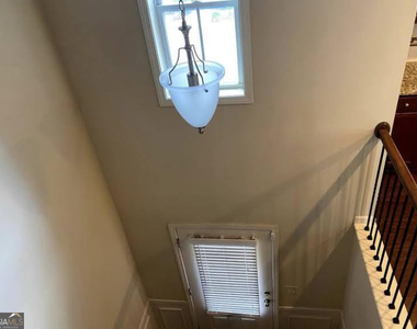 1331 Kingston Trail - Photo Thumbnail 17