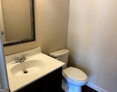 1331 Kingston Trail - Photo Thumbnail 7