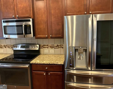 1331 Kingston Trail - Photo Thumbnail 20