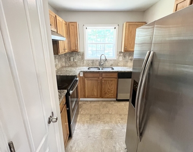 309 Christian Lane - Photo Thumbnail 5