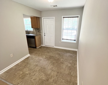 309 Christian Lane - Photo Thumbnail 2