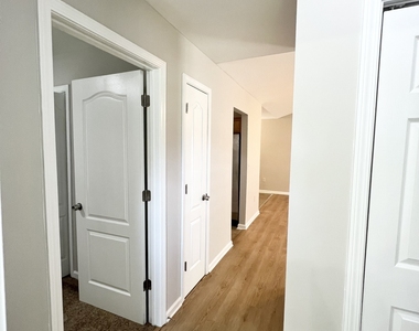 309 Christian Lane - Photo Thumbnail 13