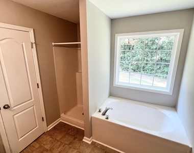 309 Christian Lane - Photo Thumbnail 20