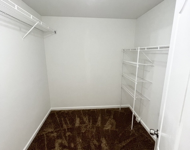 309 Christian Lane - Photo Thumbnail 16