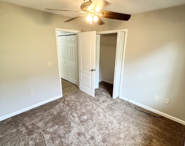 309 Christian Lane - Photo Thumbnail 11