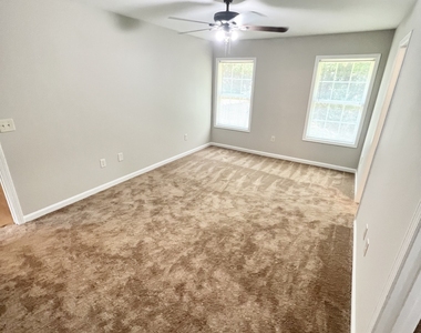 309 Christian Lane - Photo Thumbnail 18