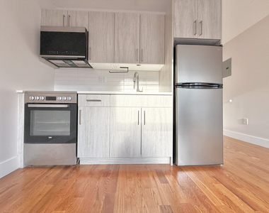 195 Underhill Avenue - Photo Thumbnail 2