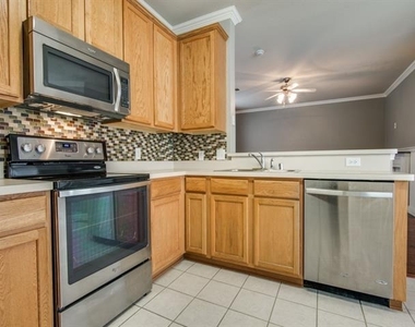 10120 Cherry Hill Lane - Photo Thumbnail 10