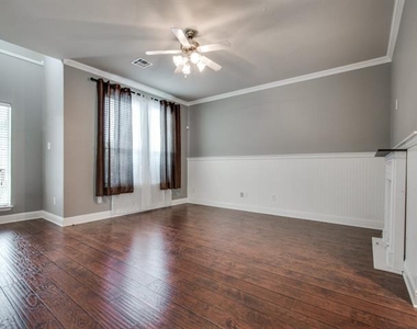 10120 Cherry Hill Lane - Photo Thumbnail 5