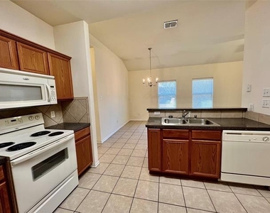 848 Mirabell Court - Photo Thumbnail 11