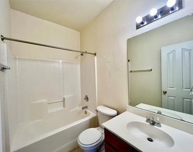 848 Mirabell Court - Photo Thumbnail 24