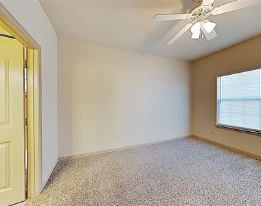 1540 Aldra Drive - Photo Thumbnail 6