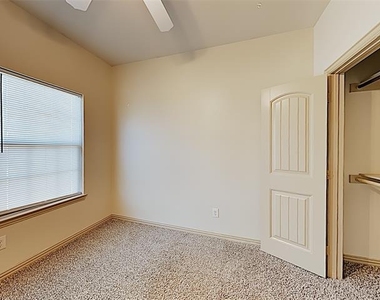 1540 Aldra Drive - Photo Thumbnail 10