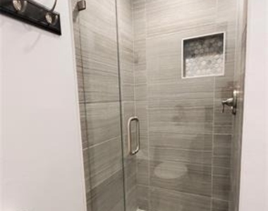 5100 Verde Valley Lane - Photo Thumbnail 10
