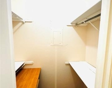 7152 Fair Oaks Avenue - Photo Thumbnail 12
