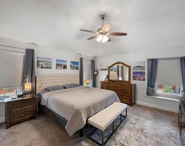 2685 Venice Drive - Photo Thumbnail 4
