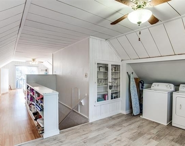 1405 Bluebonnet Drive - Photo Thumbnail 11