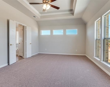 3722 Mighty Oaks Street - Photo Thumbnail 14