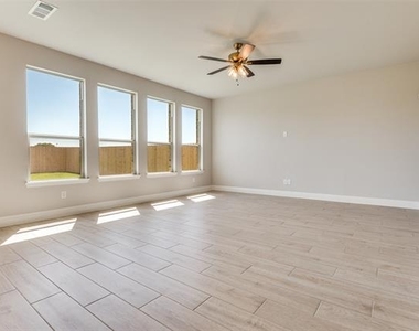 3722 Mighty Oaks Street - Photo Thumbnail 17