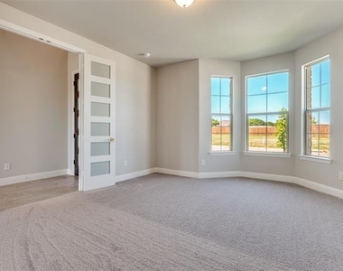 3722 Mighty Oaks Street - Photo Thumbnail 13