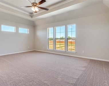 3722 Mighty Oaks Street - Photo Thumbnail 15
