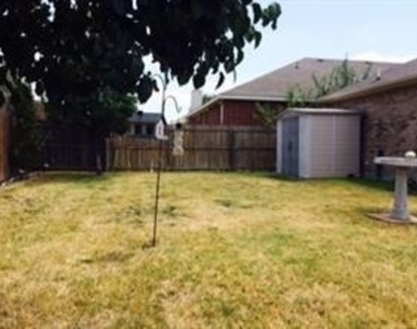 9304 Marilyn Court - Photo Thumbnail 2