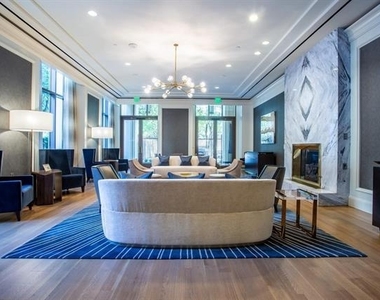 2525 N Pearl Street - Photo Thumbnail 29