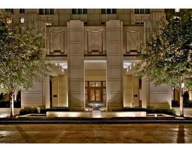 2525 N Pearl Street - Photo Thumbnail 24