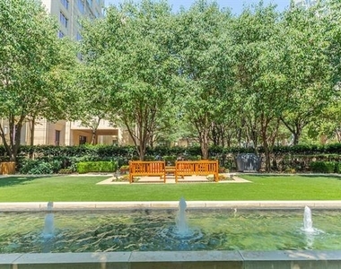 2525 N Pearl Street - Photo Thumbnail 33