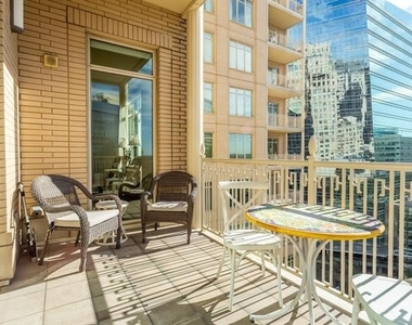 2525 N Pearl Street - Photo Thumbnail 23