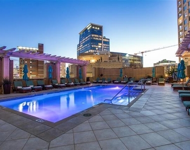 2525 N Pearl Street - Photo Thumbnail 30