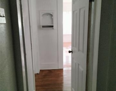410 Jefferson Avenue - Photo Thumbnail 6