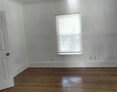 410 Jefferson Avenue - Photo Thumbnail 3