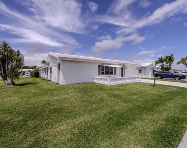 2107 Campanelli Boulevard - Photo Thumbnail 5