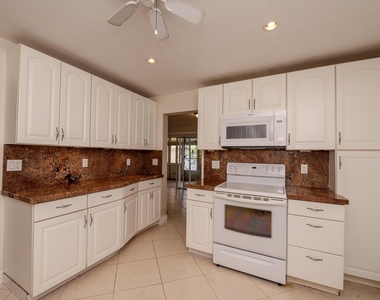 2107 Campanelli Boulevard - Photo Thumbnail 6