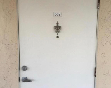 700 Village Green Court - Photo Thumbnail 12