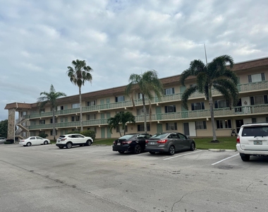 700 Village Green Court - Photo Thumbnail 3