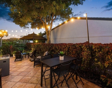 18 Bristol Lane - Photo Thumbnail 86