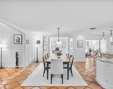 18 Bristol Lane - Photo Thumbnail 8