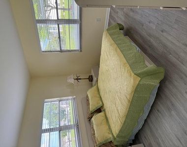 389 Fanshaw - Photo Thumbnail 25