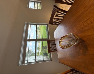 389 Fanshaw - Photo Thumbnail 16