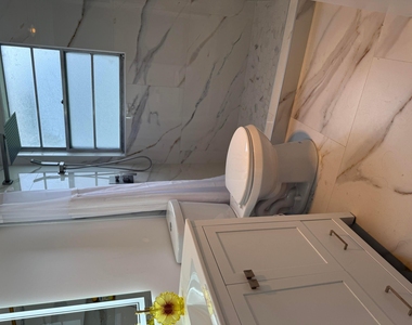 389 Fanshaw - Photo Thumbnail 30