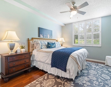 11770 St Andrews Place - Photo Thumbnail 7
